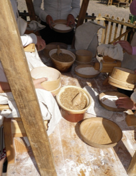 Moulin à meule de pierre