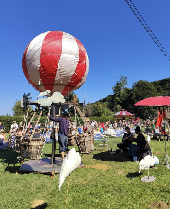 Manège - Le Tour du Monde en Ballon