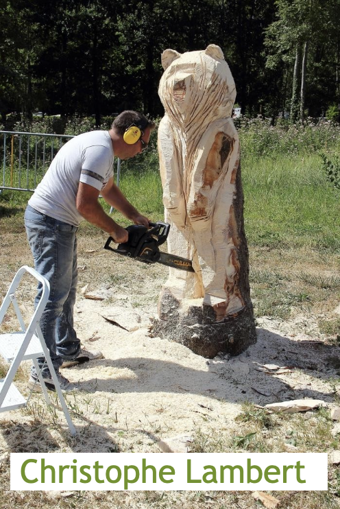 Sculpteurs à la tronçonneuse